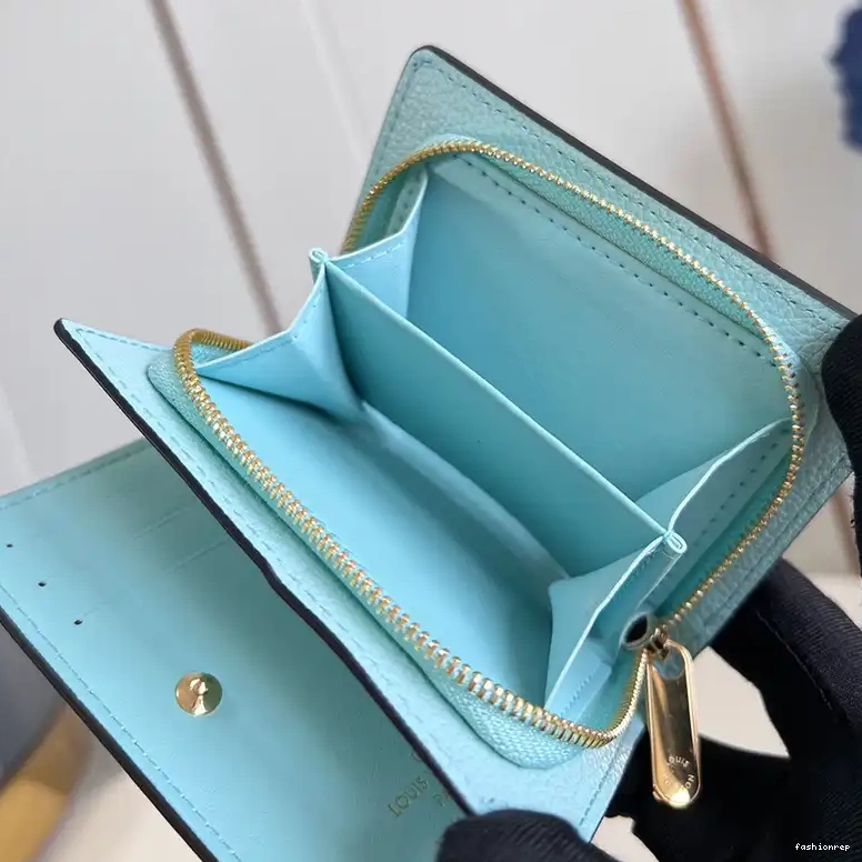Fashionrepsfam ru 2407YA0011 Bags Gucci 0613